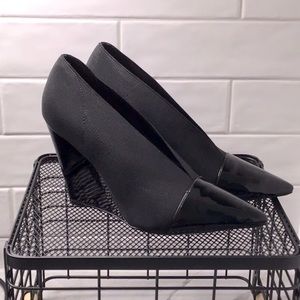 Nine West patent leather wedged shoes